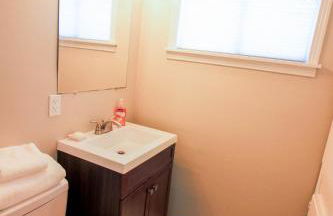 Luxury Midtown Home - Only a few blocks from FGH - Foto 34