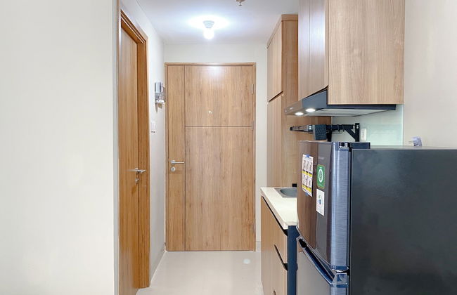 Good Choice and Cozy Studio LRT City Jatibening Apartment - Photo 5