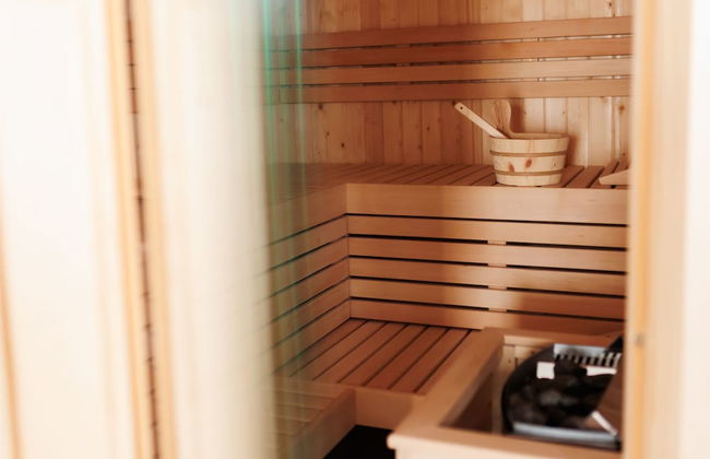 ZenStay ApartHotel - Foto 26