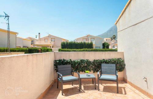 Velo Villa w/ A/C, free Wi-Fi & Pool near Benidorm - Foto 27