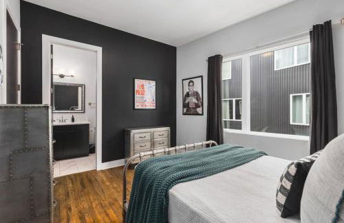 Home with Rooftop Deck & Garage, 2 miles to Downtown Broadway - Foto 28