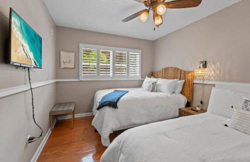 Sleeps 28, Events, Salt Pool/Spa, Outdoor Kitchen - Foto 50