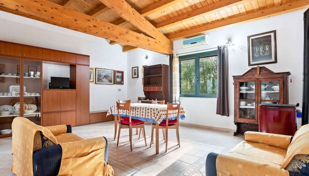 Homes in the Lagoons of Santa Giusta - Foto 2, Profilbild