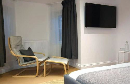 2 Bedroom City Centre Duplex Apt - Photo 4