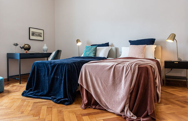 JOIVY Sophisticated Flat W/ Desk - Foto 4