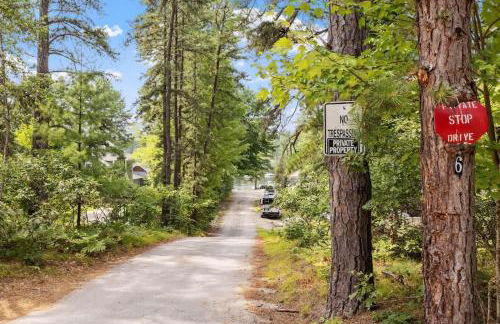 Lake Escape Family & Pet Friendly with Dock Access - Photo 72