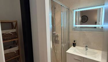 Le Nid des Sapins - Photo 2, Shower