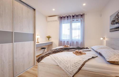 Neue Villa bei Rovinj mit privatem Pool, WLAN, Klima - Foto 24