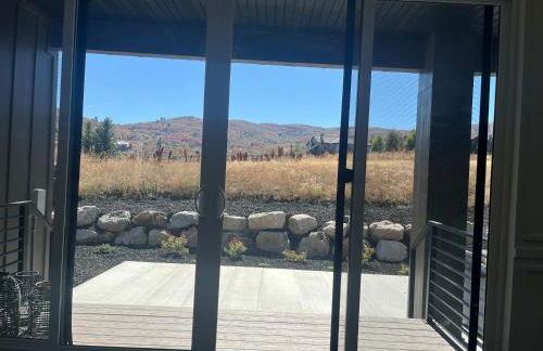 NEW Luxury Home super comfy By Snowbasin & Pow Mow - Foto 50