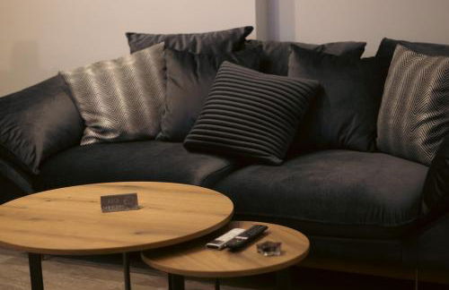 Emily Apartments 2 - Photo 12