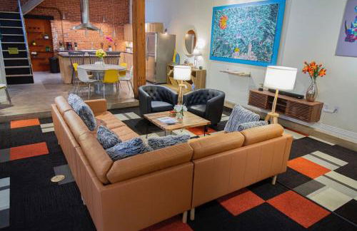 Trendy Modern Loft in Rino Art District - Photo 42