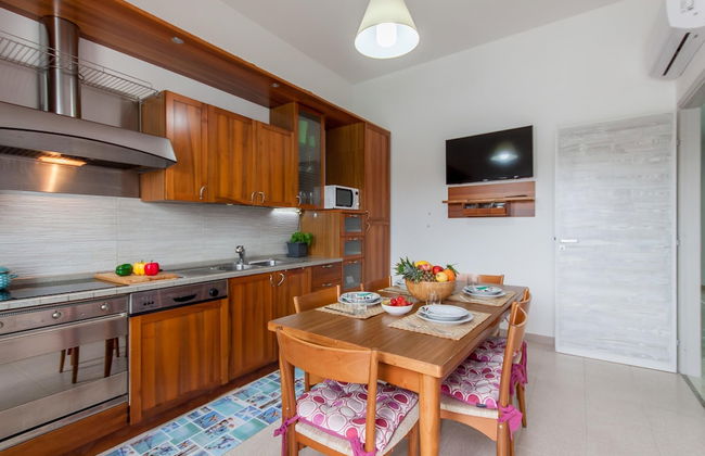 Villa Salemi With Pool - Photo 5