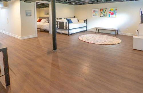 Tower Grove Park 4BR Home with Garage ABODEbucks - Photo 30