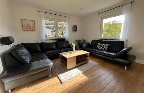 Traumhafte 3 Zimmer Ferienwohnung mit Balkon - Foto 1