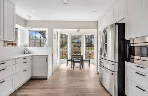 Jacuzzi Lakefront Home w/ Game room+play structure - Foto 19