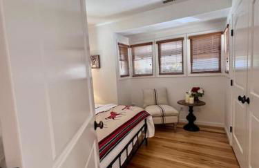 Downtown Healdsburg Plaza Charmer with Hot Tub - Foto 12