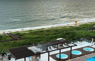 Resort em Barra velha, pé na areia e vista mar - Photo 4