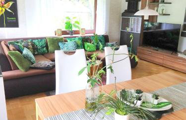 Moderne große Wohnung in herrlichem Naturgrundstück - Foto 8