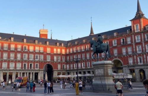 Alegría Urbana cerca de calle Alcalá - Foto 11