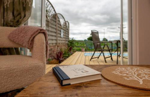 Field View Cottage hottub, dog friendly great view - Photo 19