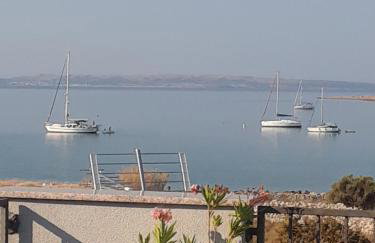 New Kosljun Apartment short walk to Beach - Photo 8