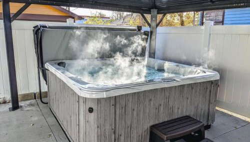 Olympic House Downtown w Hot Tub Fire pit & BBQ - Foto 4