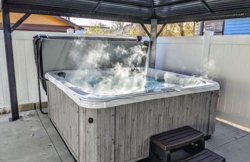 Olympic House Downtown w Hot Tub Fire pit & BBQ - Foto 4