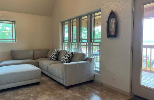 Lakefront Oasis with Private Boat Dock on Lake Palestine - Foto 39