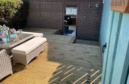 Entire guest suite in Highcliffe Dorset - Photo 28