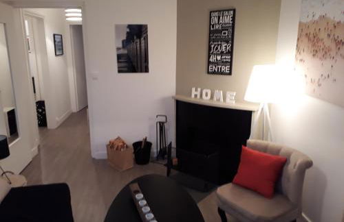 Appartement Quai Ouest, vue entrée port, Stationnement gratuit, Lits faits pour votre arrivée, serviettes de toilettes fournies - Foto 3