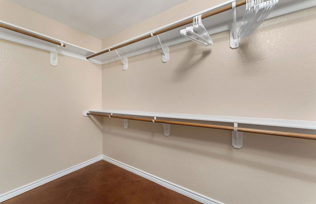 Spacious 3BR Home in Amazing Location - Photo 39