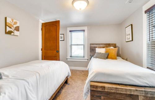 Scenic Yankton Retreat with Fire Pit 1 Mi to Lake! - Foto 20