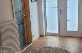 Super Ferienwohnung mit zwei Schlafzimmern und Fitnessraum süd-östlich von München - Foto 19