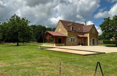Luxury 3 Bed Home with Heated Swimming Pool Air Con and Boules Pitch - Foto 49