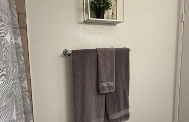 Hollywood Blvd Studio FREE DESIGNATED PARKING & WIFI - Foto 14