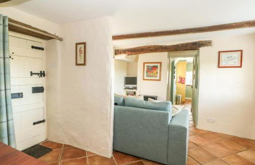 Bumble Bee - Photo 5