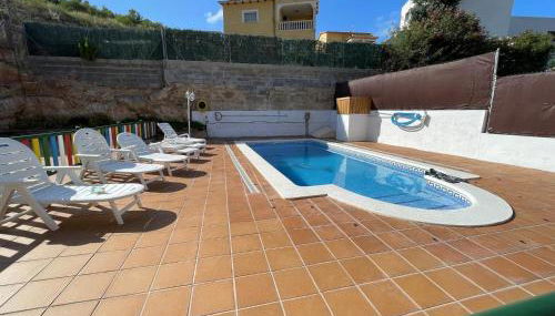 Pet-Friendly Villa with Pool - Foto 2