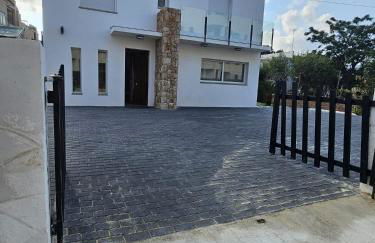 Villa Martycar - Photo 1