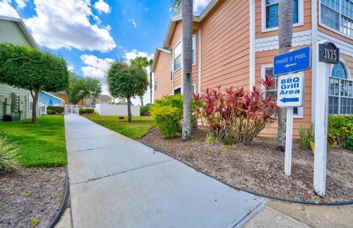 Familiar Retreat with Resort Access Near Disney - Foto 41