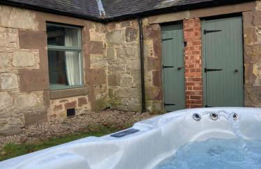 Charleton Farm Cottages - Photo 3