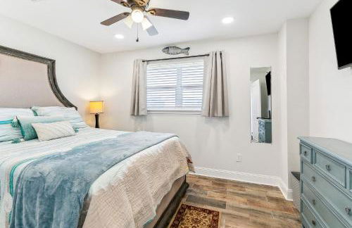 Port Sulphur Retreat with 2 Balconies and Arcade - Foto 13