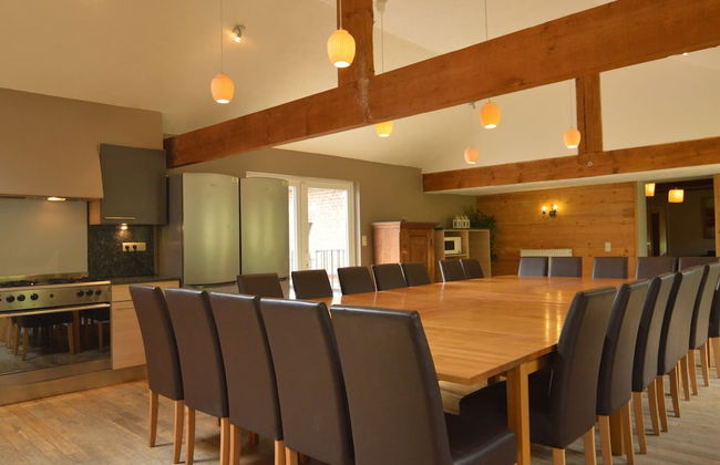 Lovely House With Much Luxury and Comfort - Photo 48