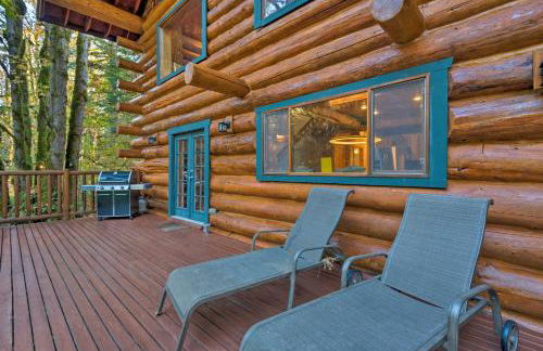 Riverfront Cabin with Hot Tub 2 Mi to Eagle Falls - Foto 22