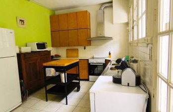 Demeure 13 personnes au Centre ville de Ruffec - Foto 24