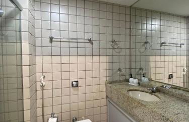 (208) Charmoso Studio - Perto da Praia - Foto 21