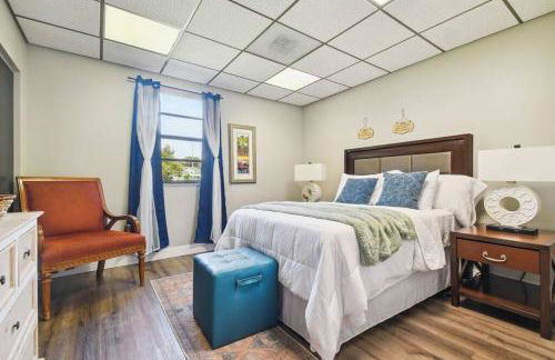 Luxury, Countryside, Tranquil Retreat at The French Château of Odessa - Foto 28