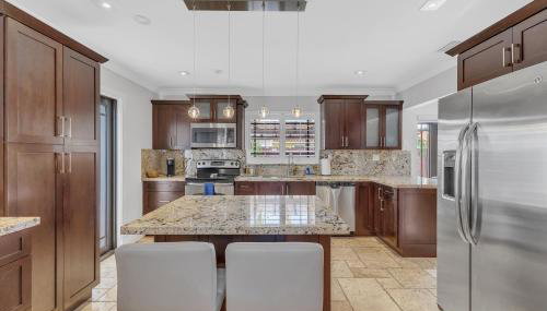 Tropical Oasis with Heated Pool and BBQ - Foto 5