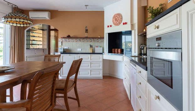 Delux Villa in Vilacolum With Swimming Pool - Foto 3, Cocina privada