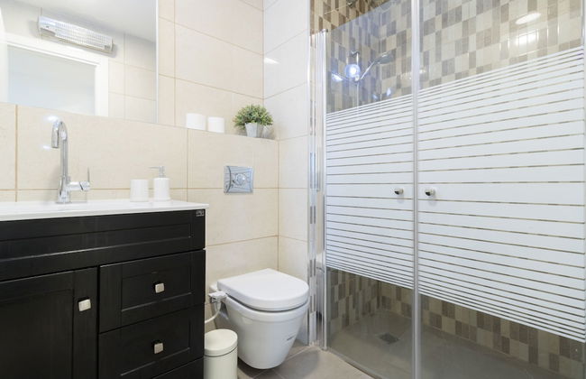 The Haneviim Court - Isrentals - Foto 70