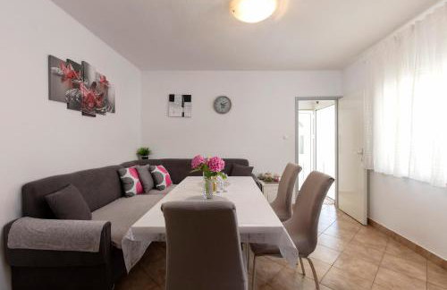 Holiday Home Dajana - Photo 9